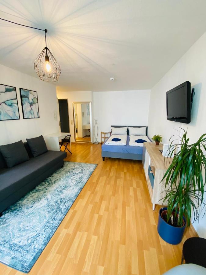 Outletcity Apartment Ferienwohnung Metzingen Metzingen  Exteriör bild